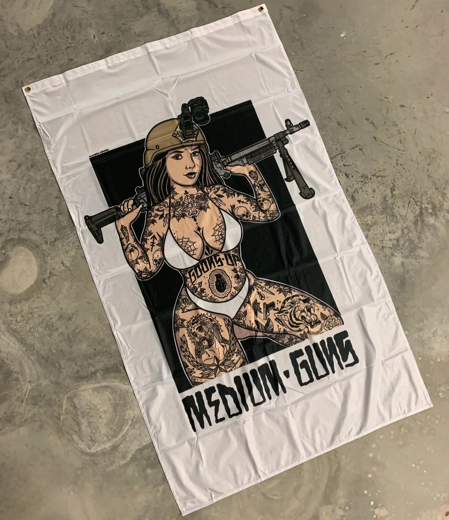 Medium Guns Pin Up Flag