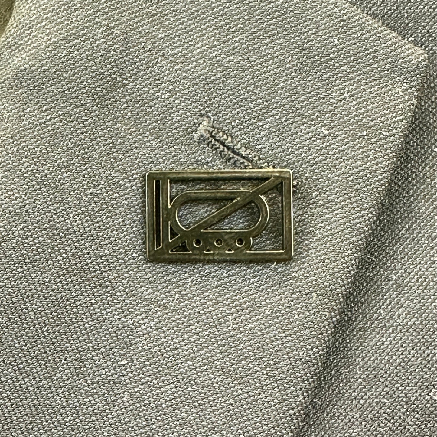 LAR Symbol Lapel Pin