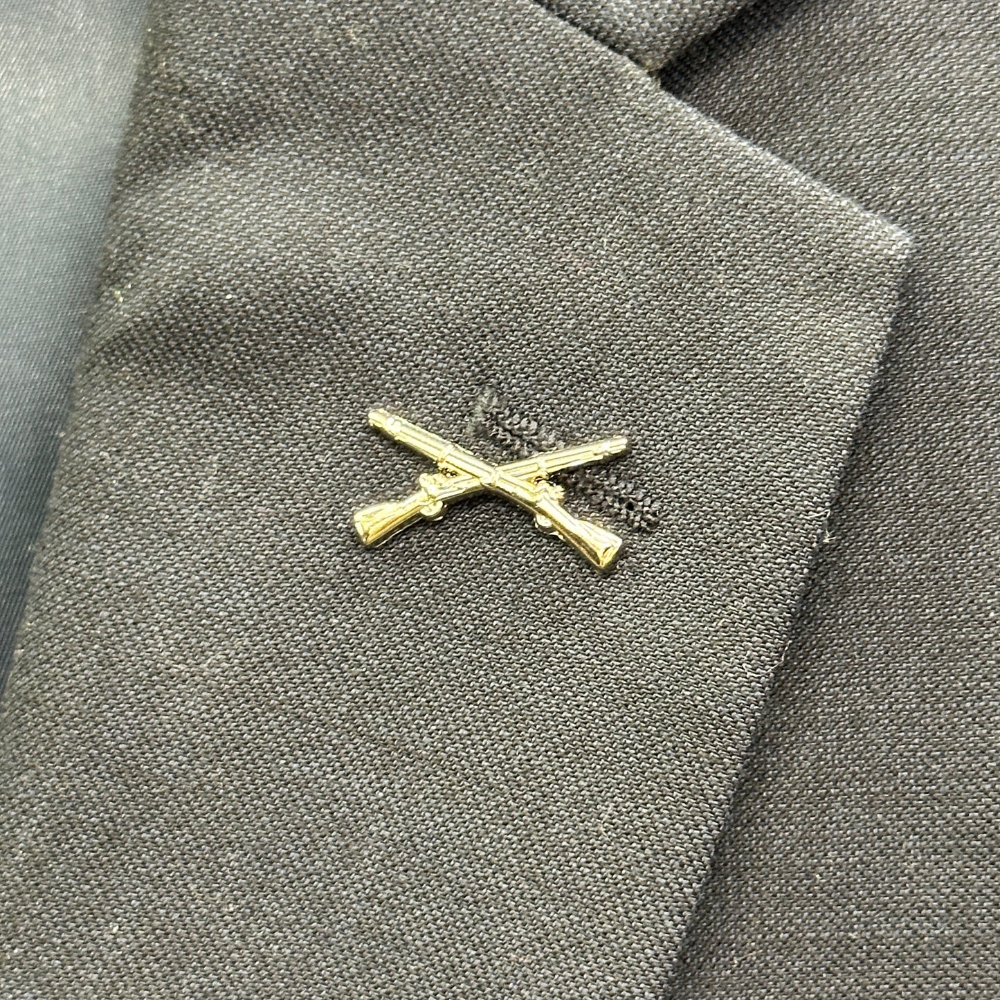 Infantry Crossed Rifles Lapel Pin