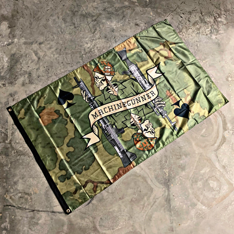 Load image into Gallery viewer, Vietnam Machine Gunner Death Card Flag
